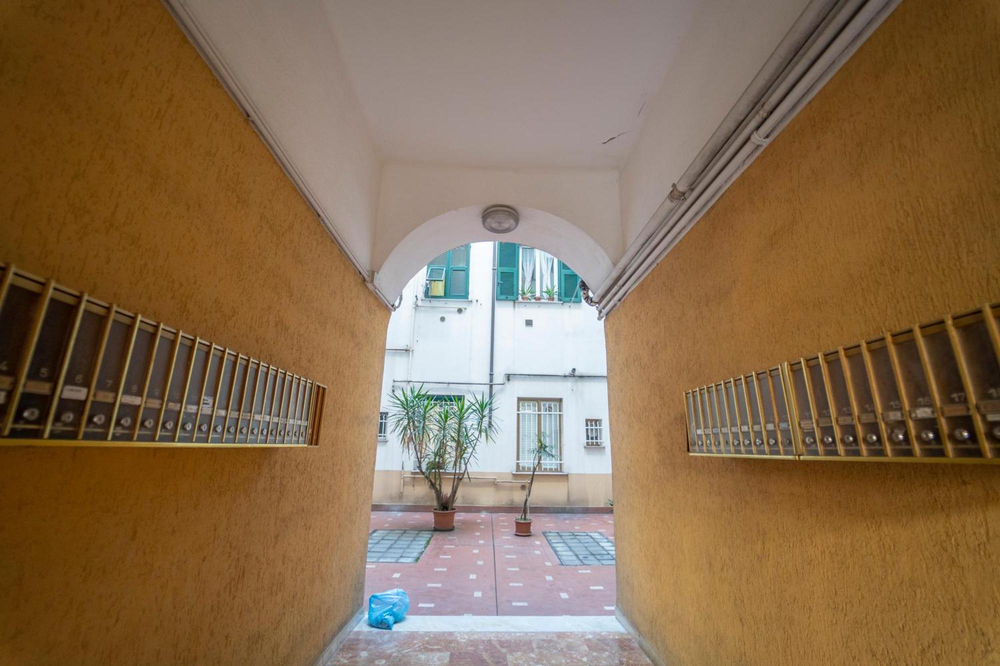 Appartamento Genova,400M Dal San Martino Екстериор снимка