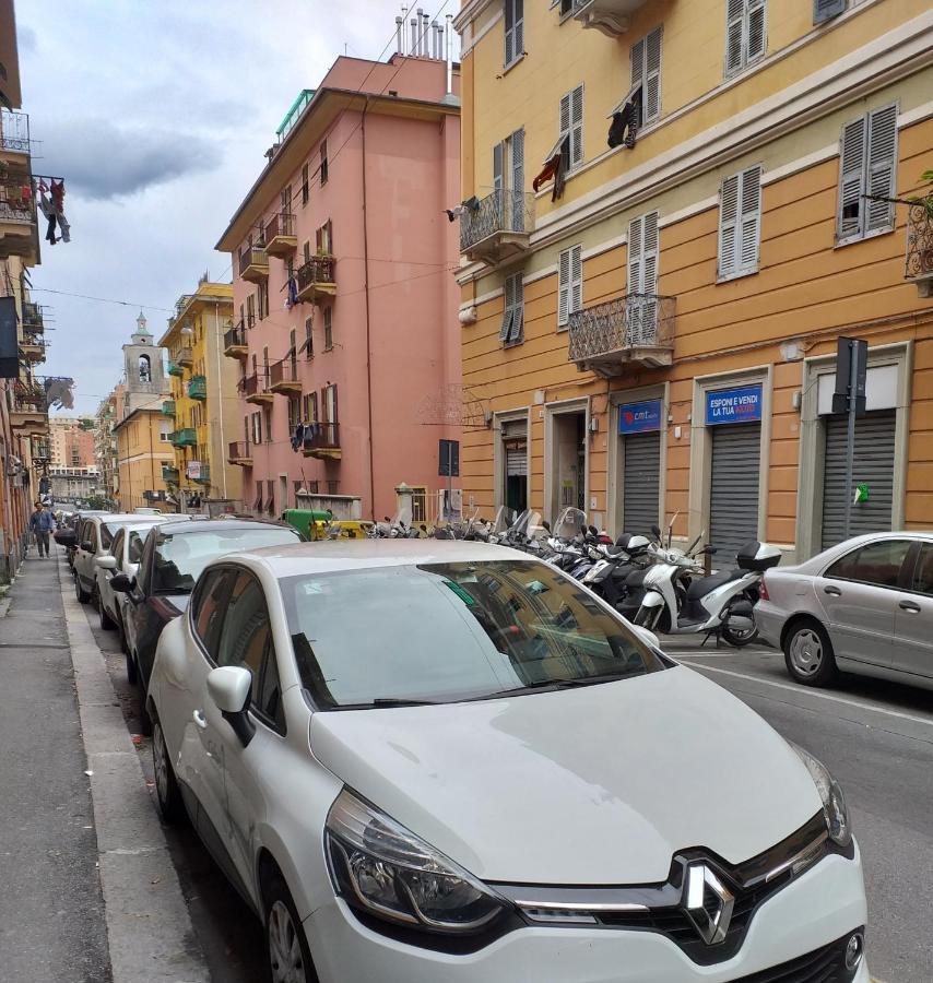 Appartamento Genova,400M Dal San Martino Екстериор снимка